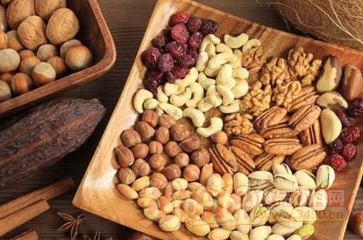 堅(jiān)果類食品 營養(yǎng)寶庫與食用安全指南